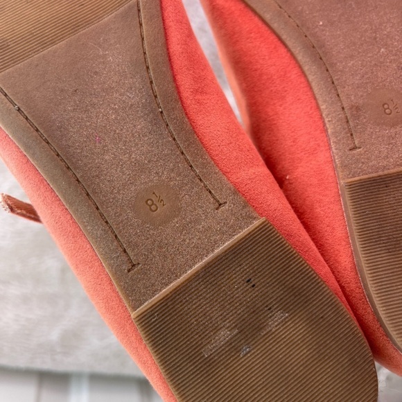 Old navy pink faux suede point toe flats - Picture 10 of 10
